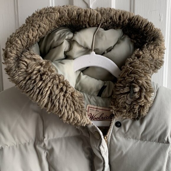 Woolrich Goose Down Hooded Puffer Coat - Picture 2 of 8